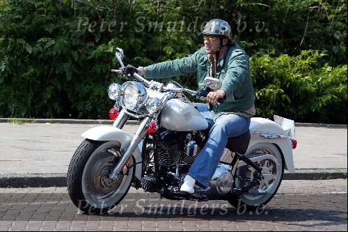 Amsterdam 30 mei 2003
winston gerschtanowitz op harley davidson
