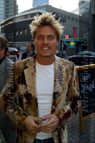Rotterdam 8 mei 2003
Premiere Onze Jeugd 
winston post