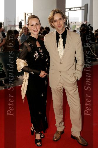 Rotterdam  10 mei 2004
Uitreiking Musical Awards in nieuw Luxor.
Addo Kruizinga met vriendin Saskia