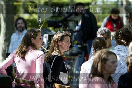 Amsterdam 20 mei 2004
Opnames Ocean\'s 12 op begraafplaats Westgaarde in  Amsterdam met Brad Pitt en Catharina Zeta Jones.
  Prinses Annette  Anita en Aimee Prins Floris en Prins Bernhard jr Prins Pieter Christiaan