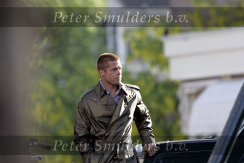 Amsterdam 5 mei 2004
Brad Pitt  bij opnames ocean 12.
