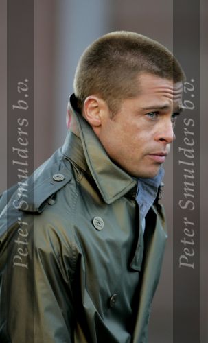 Amsterdam 5 mei 2004
Brad Pitt  bij opnames ocean 12.