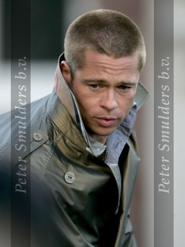 Amsterdam 5 mei 2004
Brad Pitt  bij opnames ocean 12.
