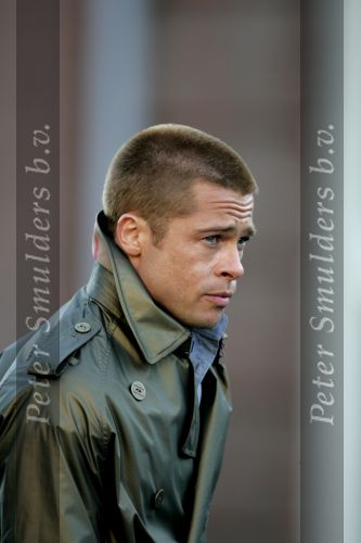 Amsterdam 5 mei 2004
Brad Pitt  bij opnames ocean 12.
