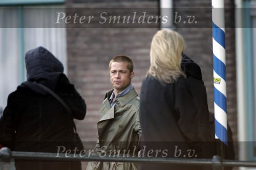 Amsterdam 5 mei 2004
Brad Pitt  bij opnames ocean 12.
