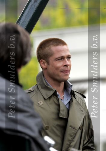 Amsterdam 5 mei 2004
Brad Pitt  bij opnames ocean 12.