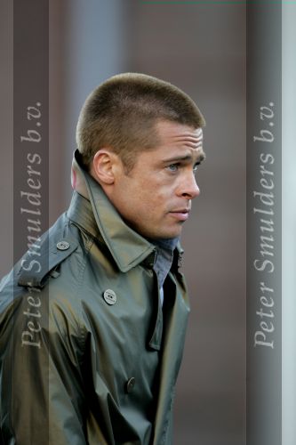 Amsterdam 5 mei 2004
Brad Pitt  bij opnames ocean 12.