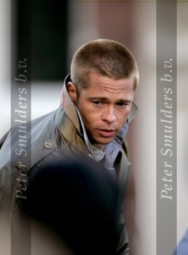 Amsterdam 5 mei 2004
Brad Pitt  bij opnames ocean 12.