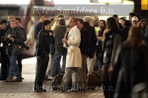 Haarlem 13 mei 2004
Brad Pitt en  Matt Damon  opnames station Haarlem.
