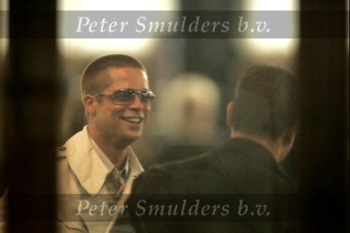 Haarlem 13 mei 2004
Brad Pitt en  Matt Damon en George Clooney  opnames station Haarlem.