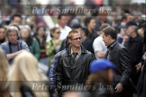 Amsterdam 19 mei 2004
Brad Pitt en Matt Damon opnames voor de film ocean\'s 12