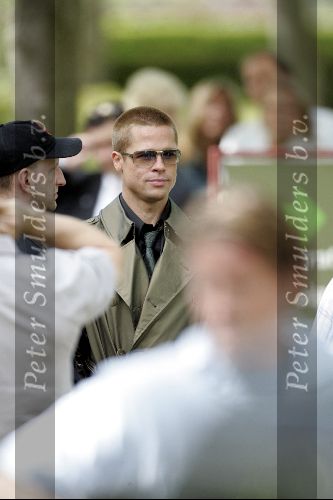 Amsterdam 20 mei 2004
Opnames Ocean\'s 12 op begraafplaats Westgaarde.
Steven Soderbergh en Brad Pitt