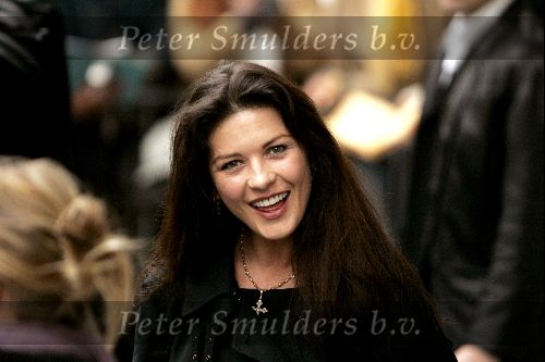 Amsterdam 9 mei 2004
Catharina Zeta Jones arriveert bij het Amstel Hotel.