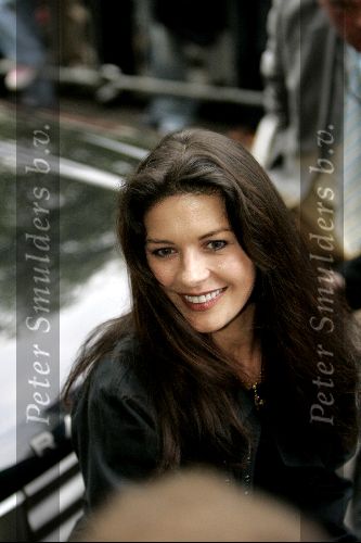 Amsterdam9  mei 2004
Catharina Zeta Jones  aankomst bij het Amstel hotel.