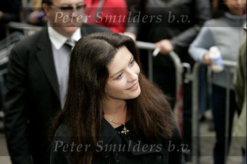 Amsterdam9  mei 2004
Catharina Zeta Jones  aankomst bij het Amstel hotel.
