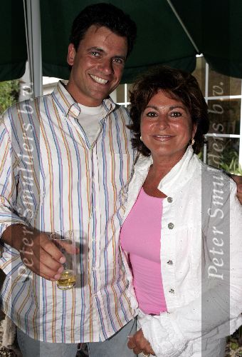 Hollandsche Rading 30 mei 2004
Opening expositie  Dominic Grant en Astrid Engels.
Christine Kroonenberg met nieuwe vriend
