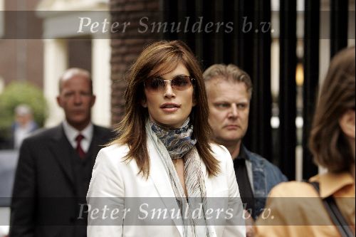 Amsterdam 30 mei 2004
Cindy Crawford in Amsterdam