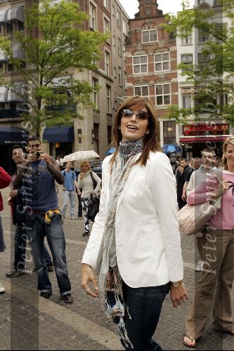 Amsterdam 30 mei 2004
Cindy Crawford in Amsterdam op de dam.