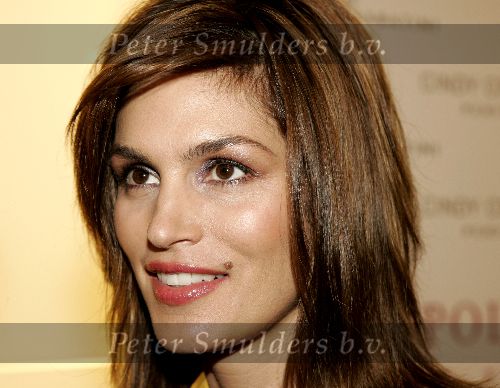 Amsterdam 31 mei 2004
Cindy Crawford bij presentatie nieuwe parfum