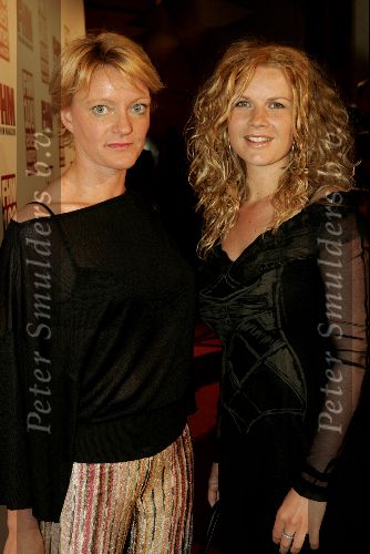 Amsterdam 25 mei 2004
FHM party in de powerzone.
Ellen v Langen en Annette Barlo