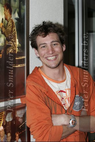 Aalsmeer 12 mei 2004
Eerste opnamedag voor Eric Bouwman (idols) bij onderweg naar morgen.
Eric Idols