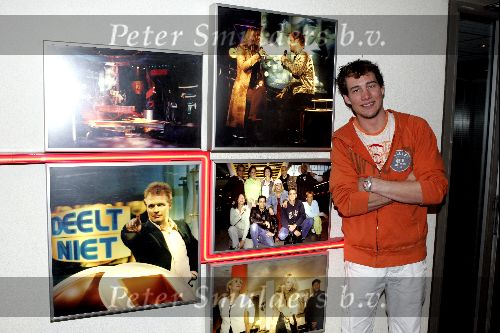 Aalsmeer 12 mei 2004
Eerste opnamedag voor Eric Bouwman (idols) bij onderweg naar morgen.
Eric Idols