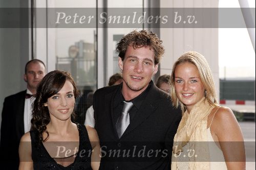 Rotterdam  10 mei 2004
Uitreiking Musical Awards in nieuw Luxor.
Erik Idols met vriendin Meike