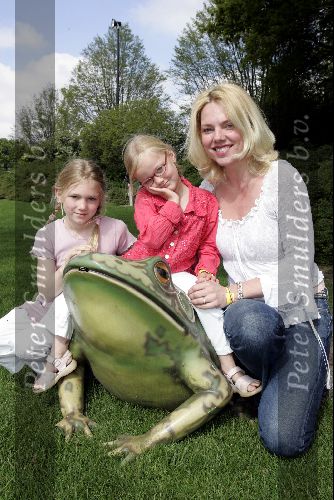 Kaatsheuvel 16 mei 2004
Esther Duller met dochters