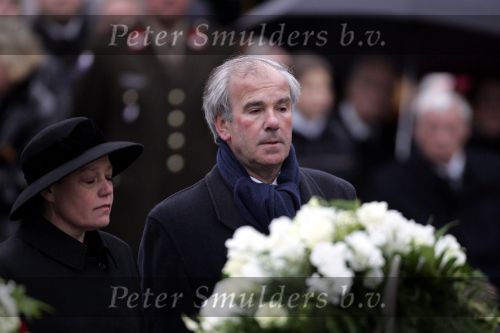 Amsterdam 4 mei 2004
Dodenherdenking op de dam met Koningin Beatrix Maxima en Prins Willem Alexander. Frans Weisglas