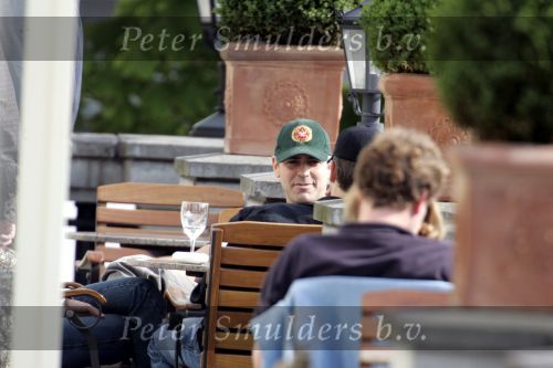 Amsterdam 3 mei 2004
George Clooney op terras bij het Amstel Hotel.