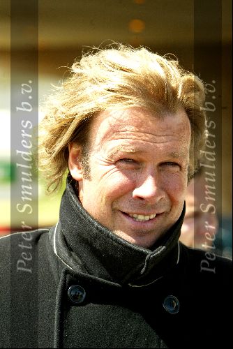 Noordwijk 26 mei 2004
Nederlands elftal spelers verzamelen bij Huis ter Duin.
Hans Kraay Jr