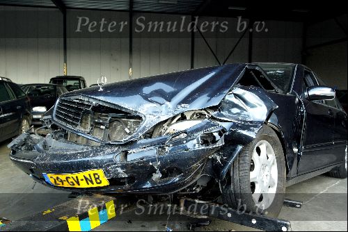 Eindhoven  23 mei 2004
Auto Harry v Raaij na ongeluk. Mercedes S klasse.