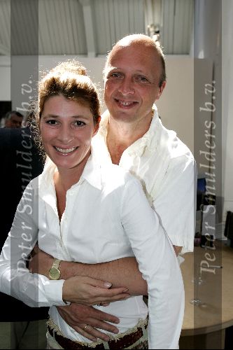 Laren 16 mei 2004
Presentatie boek Sjoerd Pleijsier. Haye v d Heyden met vrouw