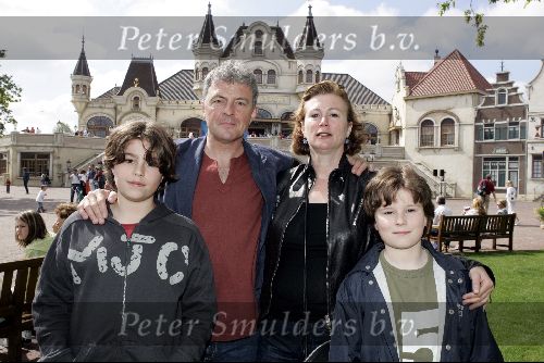 Kaatsheuvel 16 mei 2004
Huub Stapel met gezin