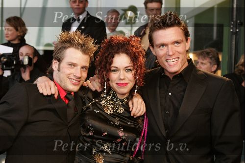 Rotterdam  10 mei 2004
Uitreiking Musical Awards in nieuw Luxor.
Ron Idols Robin Idols Irma Idols