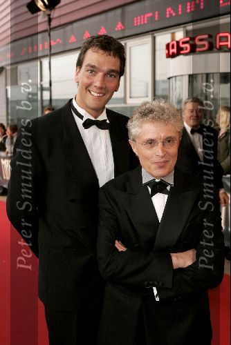 Rotterdam  10 mei 2004
Uitreiking Musical Awards in nieuw Luxor.
Jacques d Ancona met vriend