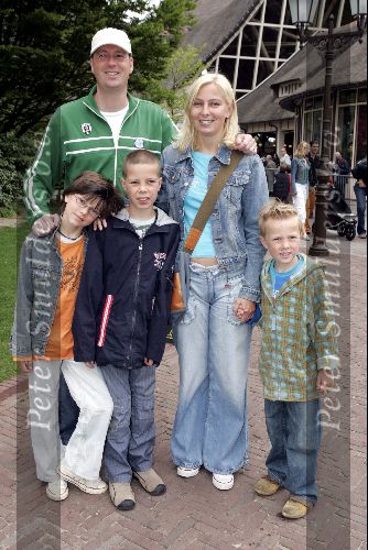 Kaatsheuvel 16 mei 2004
Jochem v Gelder met gezin