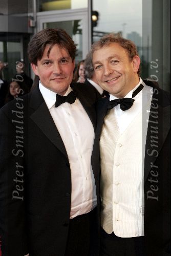 Rotterdam  10 mei 2004
Uitreiking Musical Awards in nieuw Luxor.
Jon v Eerd met vriend