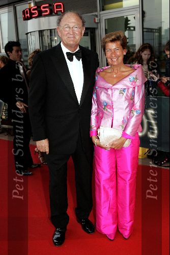 Rotterdam  10 mei 2004
Uitreiking Musical Awards in nieuw Luxor.
Joop v d Ende met Janine v d Ende