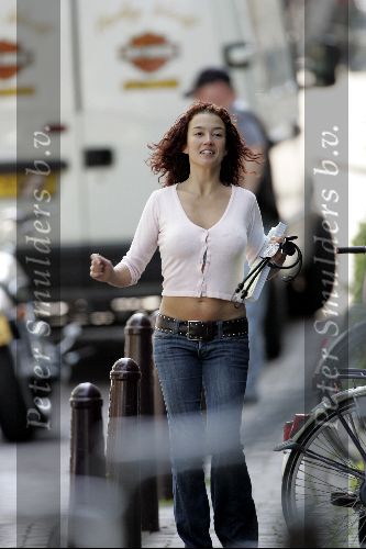Amsterdam 29 mei 2004
Katja Schuurman op nieuwe Harley Davidson moter.