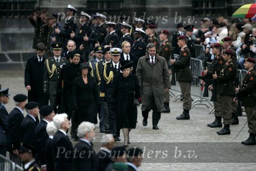 Amsterdam 4 mei 2004
Dodenherdenking op de dam met Koningin Beatrix Maxima en Prins Willem Alexander.