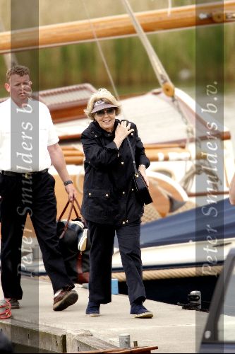 Muiden 9 mei 2004
Koningin Beatrix op Groene Draeck.