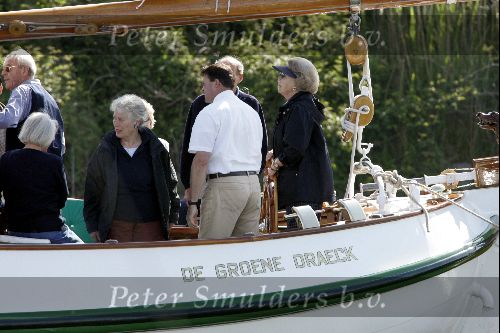 Muiden 29 mei 2004
Koningin Beatrix varen met Groene Draeck.
