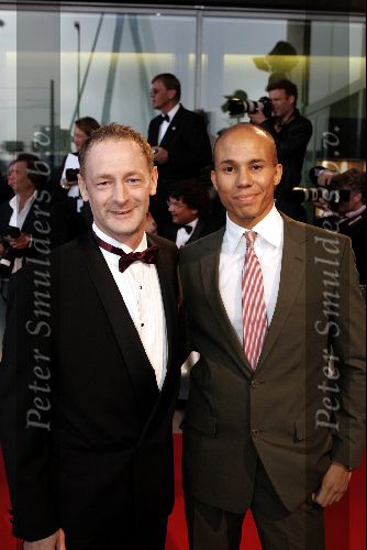 Rotterdam  10 mei 2004
Uitreiking Musical Awards in nieuw Luxor.
Laus Steenbeeke met vriend.