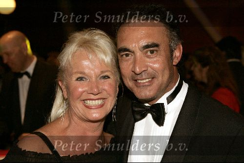Rotterdam  10 mei 2004
Uitreiking Musical Awards in nieuw Luxor.
Loeki Knol met vriend
