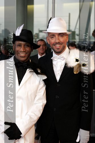Rotterdam  10 mei 2004
Uitreiking Musical Awards in nieuw Luxor.
Maik de Boer met vriend