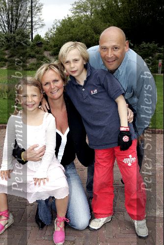 Kaatsheuvel 16 mei 2004
Marleen Houter met gezin