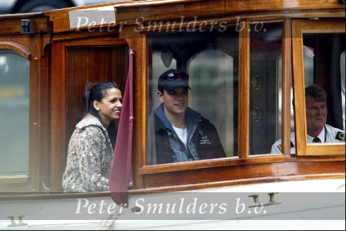 Amsterdam 2 mei 2004
Matt Damon met vriendin in rondvaartboot.
