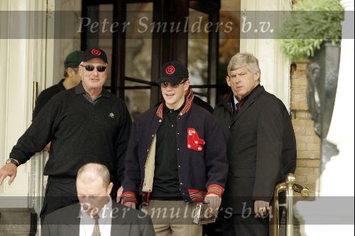 Amsterdam10 mei 2004
George Clooney en Matt Damon gaan  golfen op de Noorwijkse Golfclub. Vertrek bij het Amstel hotel