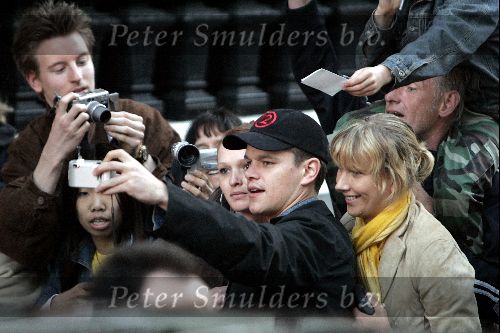 Amsterdam 15 mei 2004
Matt Damon vertrekt bij het Amstel Hotel